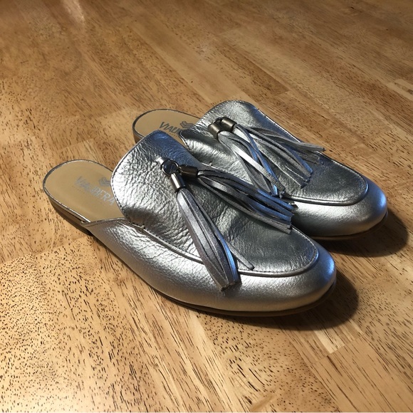 Women’s Vialibera Silver Leather Tassle Mules - Size 9 (Mex 26) - Picture 8 of 8
